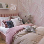 Łóżko dziecięce tapicerowane nowoczesne AMELIE z linii PIERIS CLASSIC