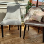 Ekskluzywne krzesło FELICE wygodne nowojorskie glamour ecru beżowe z linii CLASSIC - standard HOTELOWY