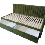 Łóżko dziecięce tapicerowane nowoczesne EMMA zielone z szufladami z linii PIERIS CLASSIC