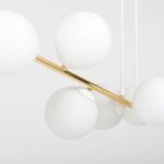 Lampa sufitowa wisząca nowoczesna elegancka GRAVITY 6 biała złota klosze kule biel opal