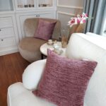 Poduszka CANDY nowoczesna designerska dekoracyjna glamour różowa z połyskiem z linii ROYAL