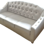 Wygodna sofa glamour MARGO z funkcją spania modern classic hamptons pikowana biała z linii ESCLUSIVO