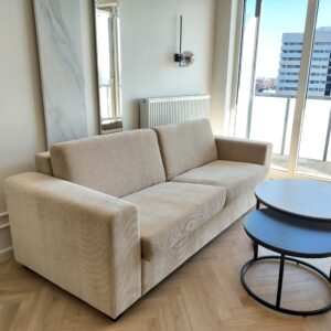 Ekskluzywna sofa hotelowa ALICANTE rozkładana beżowa sztruksowa glamour z włoską funkcją spania z linii ESCLUSIVO