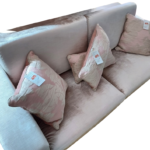 Ekskluzywna sofa hotelowa ALICANTE rozkładana złota glamour z włoską funkcją spania z linii ESCLUSIVO